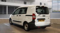 FORD TRANSIT COURIER